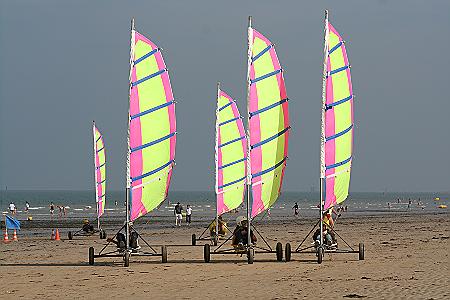 Stages Club de Voile d'Hermanville sur Mer - Juillet / Août 2017 Stages Club de Voile d'Hermanville sur Mer - Juillet / Août 2017