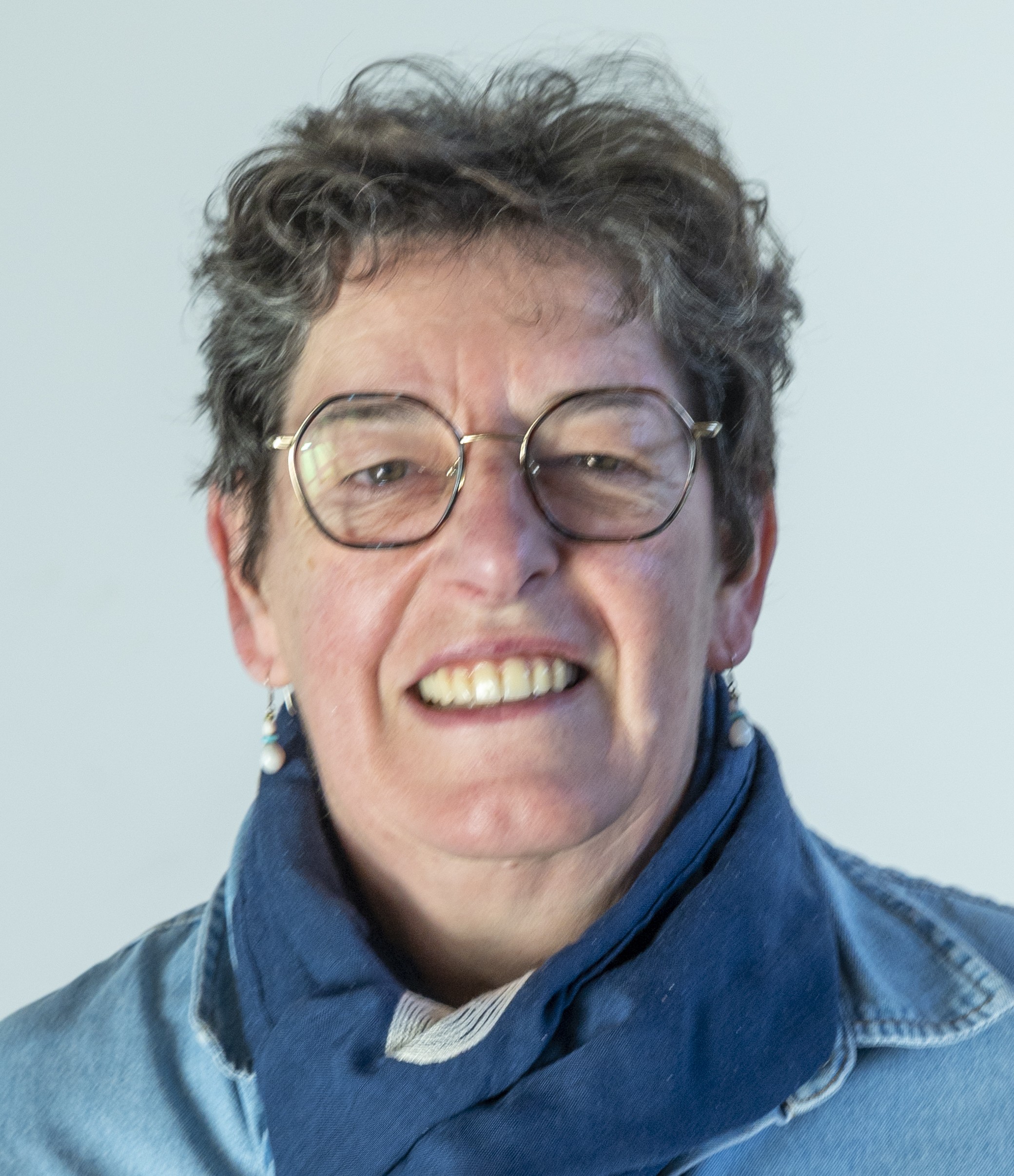 Mme Laurence DUPONT